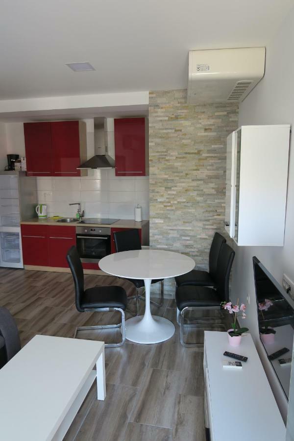 Family Apartment Baška Eksteriør bilde