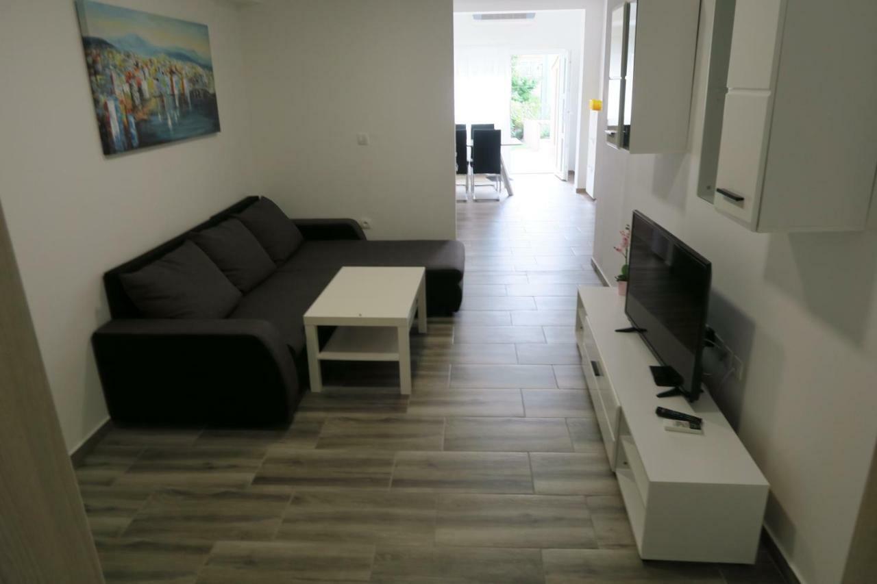 Family Apartment Baška Eksteriør bilde